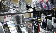 واردات قاچاق گوشی موبایل سالانه 200 میلیون دلار از درآمد دولت را بر باد می‌دهد