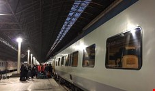 تاخیر 2 ساعته در رسیدن قطار تندرو پردیس!/ ترفند جالب رجا برای فرار از جبران خسارت