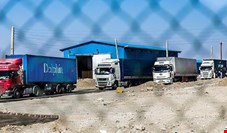  ۱۰ کامیون ایرانی متوقف شده در آن سوی مرزها به زودی به کشور باز می‌گردند
