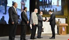 اعطای تندیس زرین جایزه مدیریت مالی به بانک تجارت